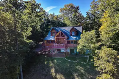 Image de Bearfeet Retreat | Log Cabin in the Blue Ridge Mountains