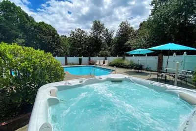 Image de Laurelwood of Tryon | Distinctive Old-World Luxury Including a Pool, Hot Tub, and Game Room