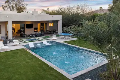 Image de Modern Desert Escape - 6br Paradise Valley Home with Pool & Firepit