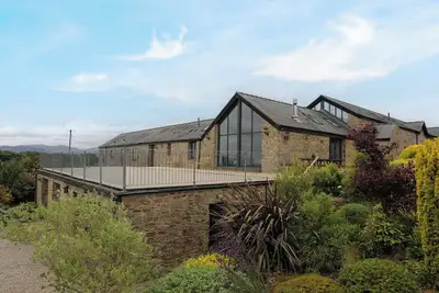 Image de Gwelfor Barn, pet friendly, luxury holiday cottage in Llangoed