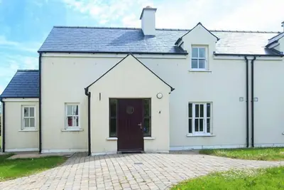 Image de A holiday home that sleeps 6 guests  in 3 bedrooms