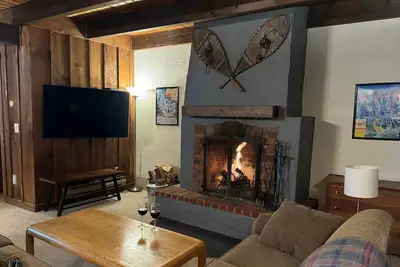 Image de Hemlock Ridge 2b: Charming two floor condo in the heart of Killington. Perfect!