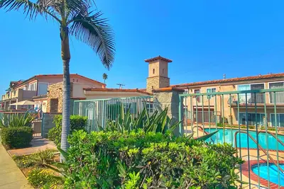 Image de Cozy Beach Haven - Ideal for Travel Nurses, Working Professionals, Vaca Couples