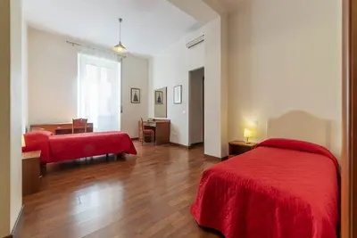 New! ! ! Apt Piazza Re di Roma & stop Mm! x8