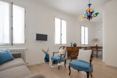 Image de Venetian Palace Blue Apartment R&R