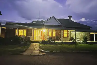 Image de Lorondale Homestead