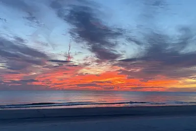 Image de Sixpence, Vintage Beachfront Experience