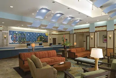 Image de Wyndham Waikiki Beach Walk 2 Bedroom Unit Sleeps 8