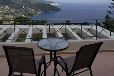 Image de Villa \"Sofia\" with an amazing view at Angonas.