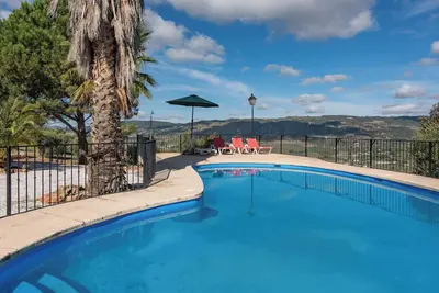 Villa méditerranéenne \"Palladio\" à Ronda avec vue sur les montagnes, climatisation et piscine
