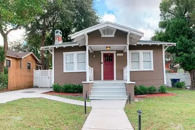 Image de Inn the Heights ~the Bungalow Too- Close to everything! Central &Pet Friendly