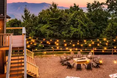 Yard, Hot Tub, Game Room, Theater, Views, Fire Pit - Garrett Lodge