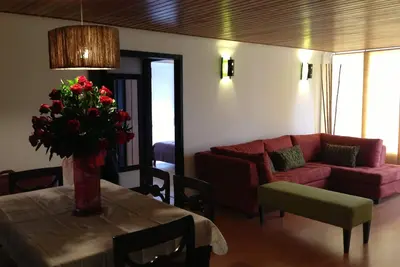 Image de Stylish Remodeled 2br Corporate Apartment