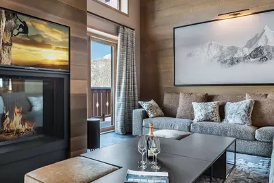 Image de Chalet de luxe avec piscine privée et chef à Courchevel 1850