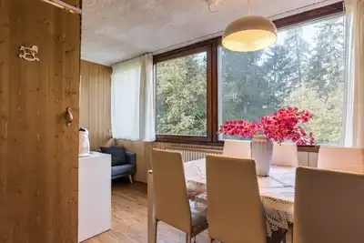 Image de Appartement \"Volpi\" avec vue sur montagne et terrasse partagée