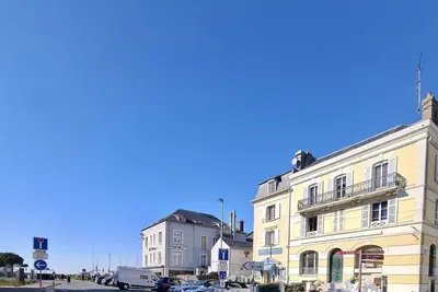 Image de Face Casino - Tout à pied : Centre Ville Perle rare rénovée et équipée