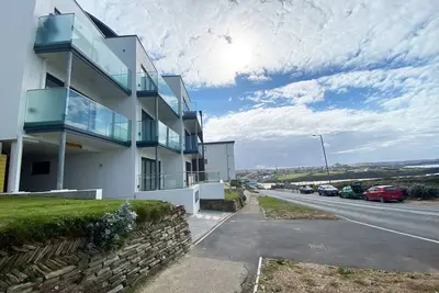 Image de Watergate View 2 is a 2 bed brand new coastal apartment in Porth