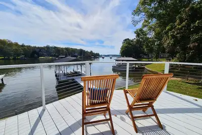 Image de Lake Lovers Getaway, Lake Front Home with 3 Master Suites, Docks and Boat Launch