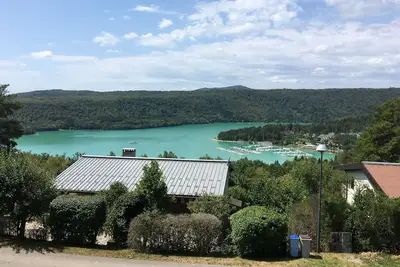 Image de maison lac de vouglans