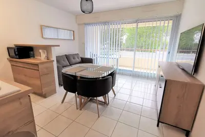 Appartement lumineux tout confort à 100m de la plage et proximité commerces