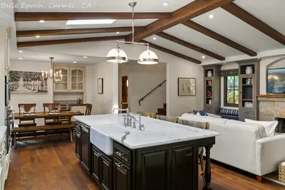 Image de Belle Epoque: Beautifully Remodeled Carmel Woods Home