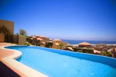 Image de Luxury 3 Bedroom Ocean View Willa with Private Heated Pool