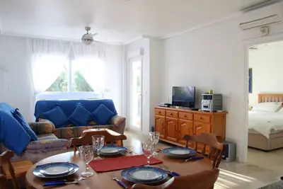 Image de 2 Bed 2 Bath Apt Next Door Villamartin Plaza, Golf Sun, Beaches