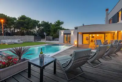 Image de Belle maison à Medulin avec jacuzzi