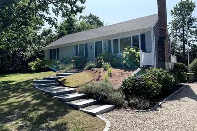 Image de Pristine Home, Walk to Mayflower & Bayview Beaches!