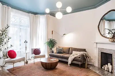 Image de Stylish Designer Apartment near DePaul - Lincoln Park