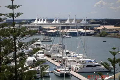 Image de Main Beach Waterfront Apartment