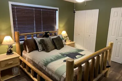 Image de New Cozy Up North Cottage Getaway - in beautiful Lakes of the North