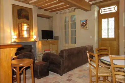 Image de Maison de charme avec jardin à Montmirail - Rénovation 18e siècle, proche église, 2h de Paris