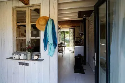 Image de Gîte cosy à la ferme près du Mans - Jardin, Terrasse, Poêle à bois, et Sérénité Rurale