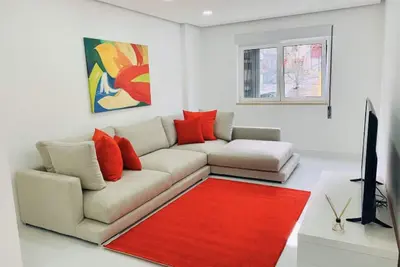 Image de Apartamento Inteiro Bela Vista Holidays in Lisbon + car