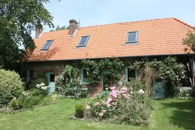 Image de La Petite Maison, centre village et plage à pieds