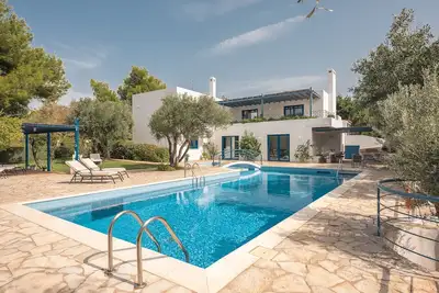 Image de Villa Pasiphae in Sounio with private pool and Bbq