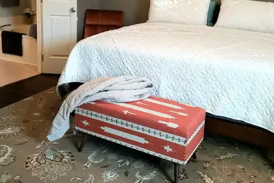 Image de Excellent South Charlotte Location! Ballantyne Corporate Rental 28277