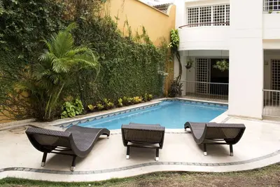 Image de Mega 7 Bedroom Mansion in Bocagrande