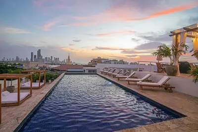 Image de 21 Bedroom Luxury Mansion in the Old City