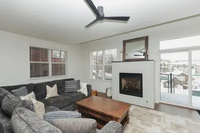 Image de Walk to Main St, Family-Friendly, Balcony Live Music, Ski Garage - Frisco