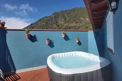 Image de Casa La Resbala - Blue House with Jacuzzi