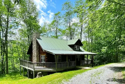 Image de 11 Beech - Cozy, Pet-Friendly Cabin!