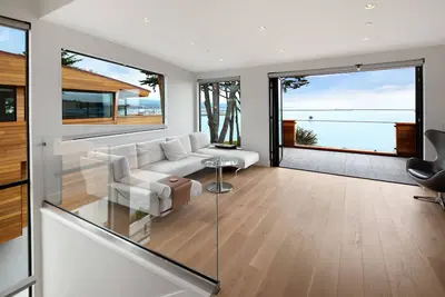 Image de Spectacular Luxury Half Moon Bay Home