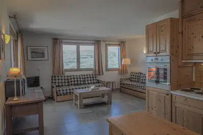 Image de Appartement de 2 chambres pour 6 personnes  près des remontées mécaniques.