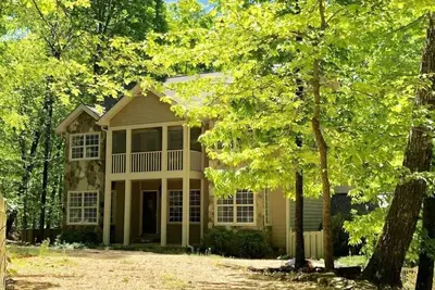 Image de Mountain Cabin on the Green