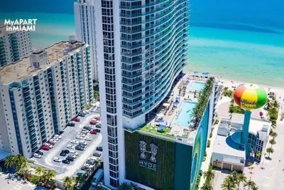 Image de Luxury Beachfront Apartment - Hyde Resort -  Oceanfront