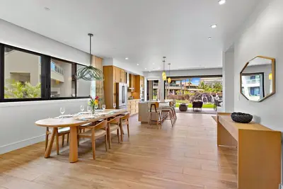 Image de Maui Resort Rentals: 9 Total Bedrooms at Kaanapali’s Newest Luxury Residences, Steps from Beach & Resort Amenities!