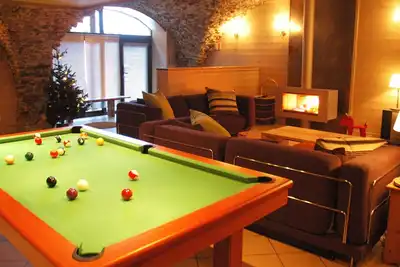 Image de Les 2 Alpes / Venosc : Le Lodge ★ Sauna ★ Billard ★ Piscine (été) ★ 5 chambres
