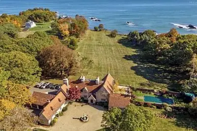 Image de Beautiful oceanside Castle with private beach and seasonal swimming pool